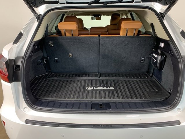 Used 2021 Lexus RX 350L Premium w/ Premium Package image 17