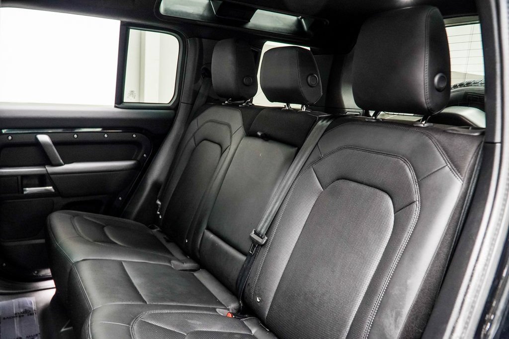 Used 2025 Land Rover Defender 110 S AWD/4WD image 43