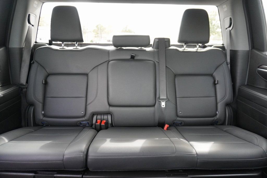 Used 2024 Chevrolet Silverado 1500 LTZ AWD/4WD image 24