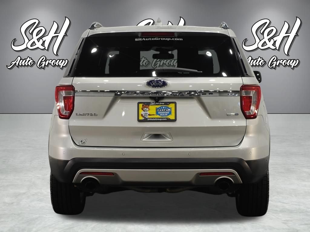 Used 2017 Ford Explorer Limited w/ Equipment Group 301A AWD/4WD image 23