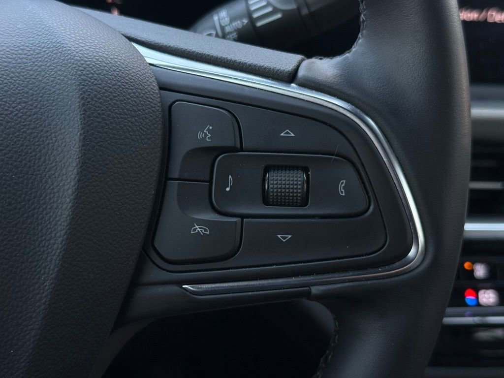 Used 2024 Buick Envista Avenir image 25