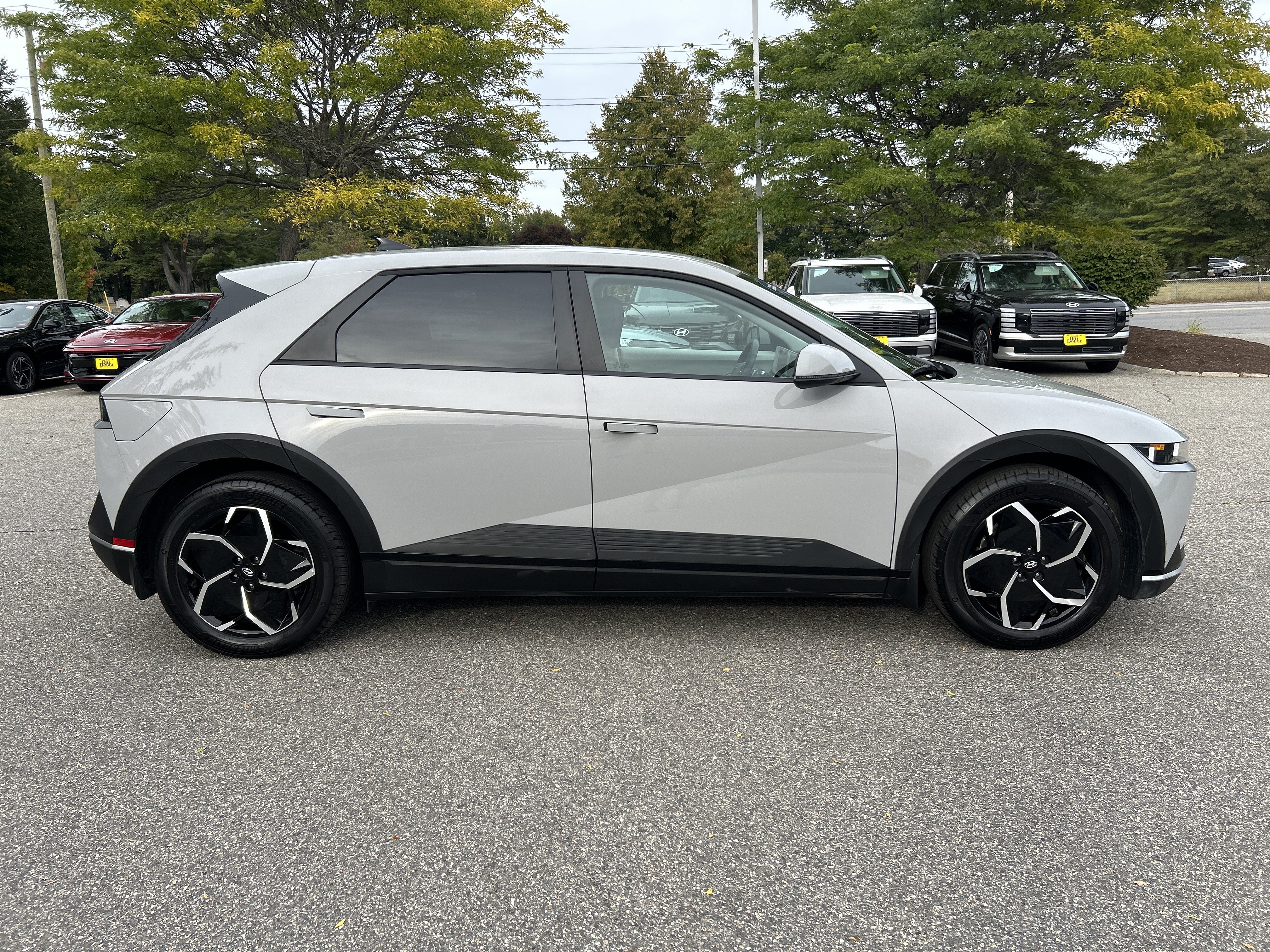 Certified 2024 Hyundai Ioniq 5 SE AWD/4WD image 4