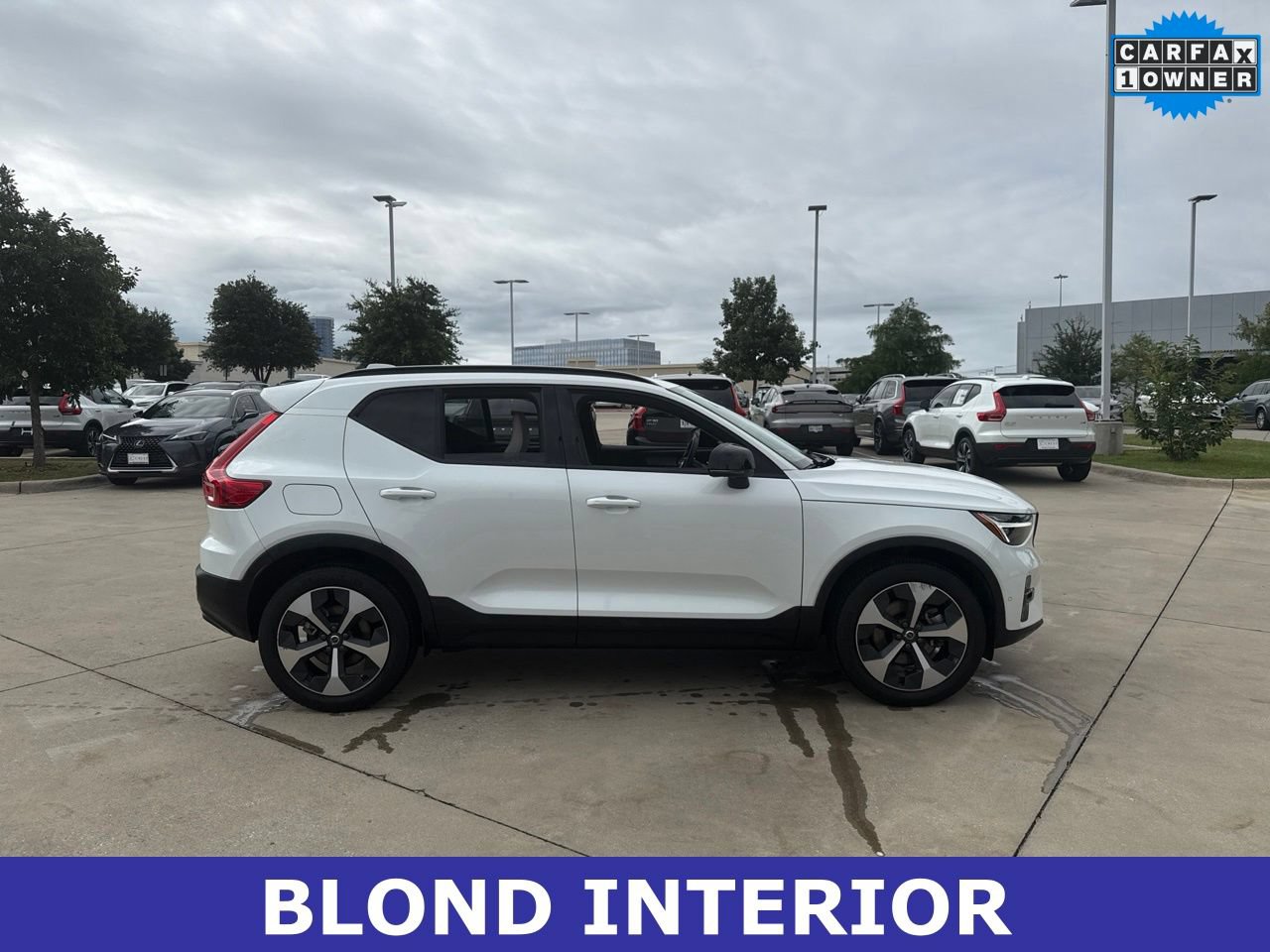 Certified 2026 Volvo XC40 B5 Plus AWD/4WD image 4