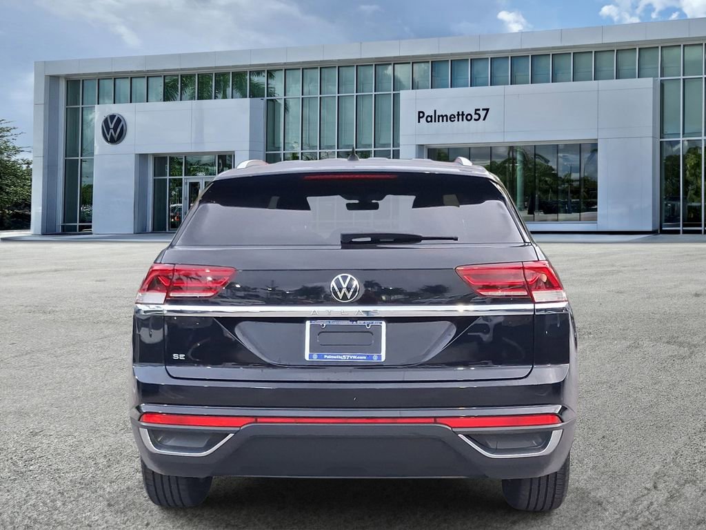 Certified 2022 Volkswagen Atlas Cross Sport SE image 5