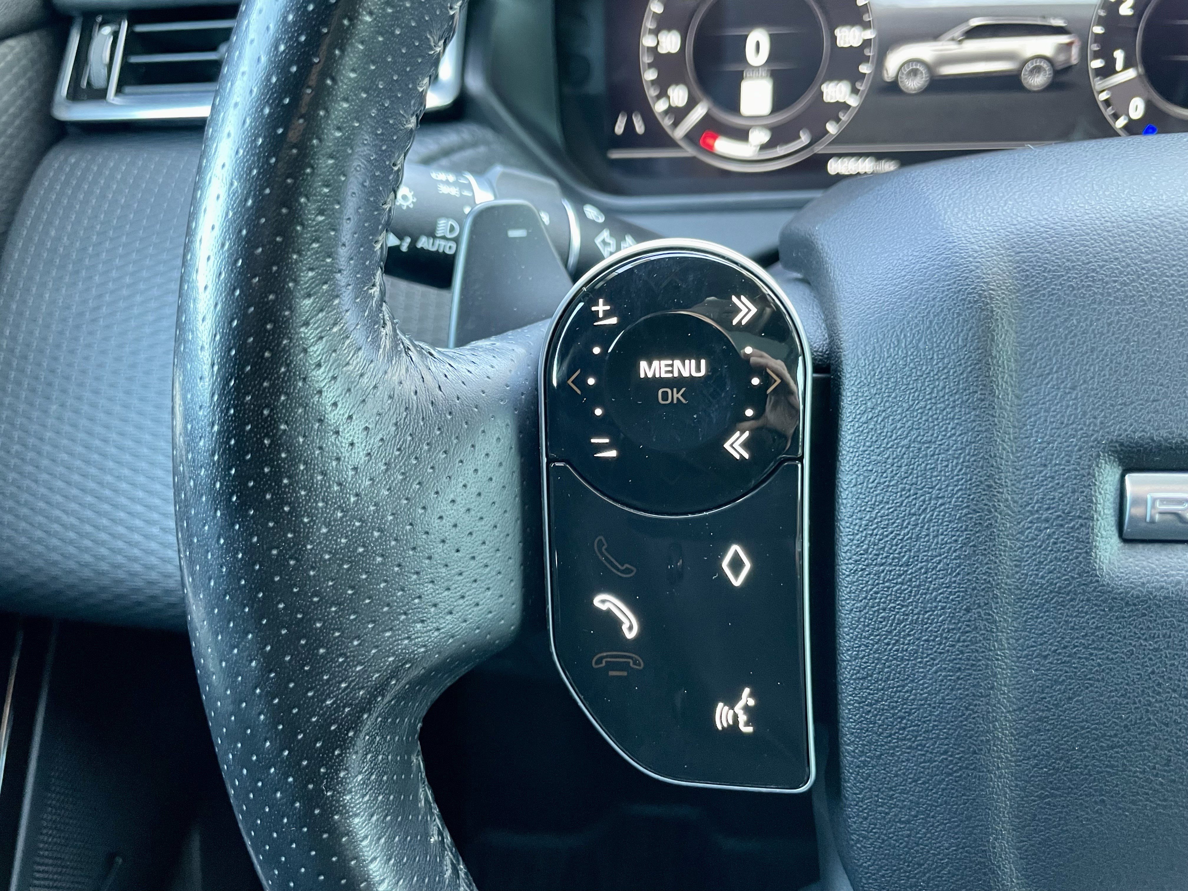 Used 2019 Land Rover Range Rover Velar S image 23