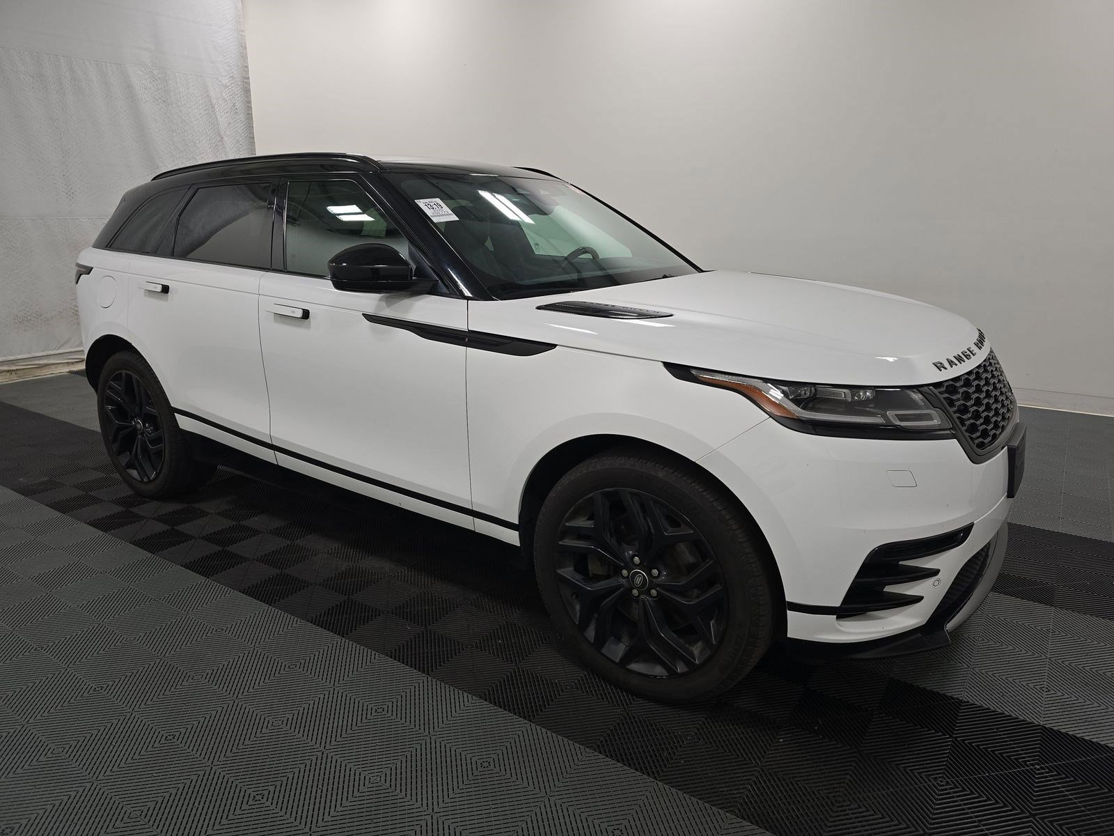 Used 2023 Land Rover Range Rover Velar HST