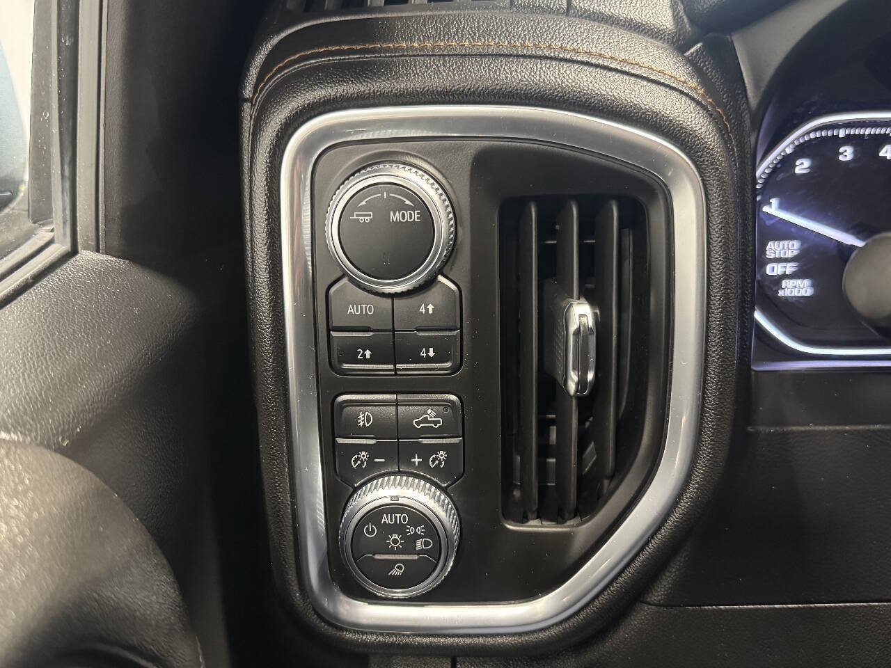 Used 2021 GMC Sierra 1500 AT4 AWD/4WD image 32