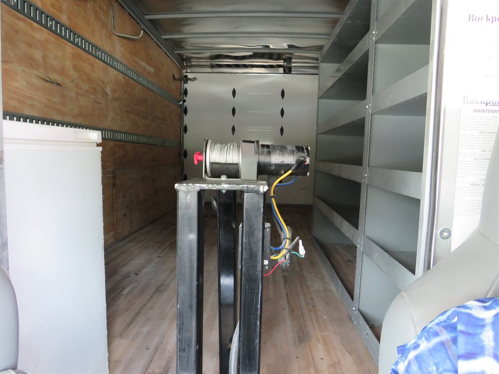 Used 2025 Ford E-450 and Econoline 450 Super Duty w/ Power Equipment Group RWD image 9
