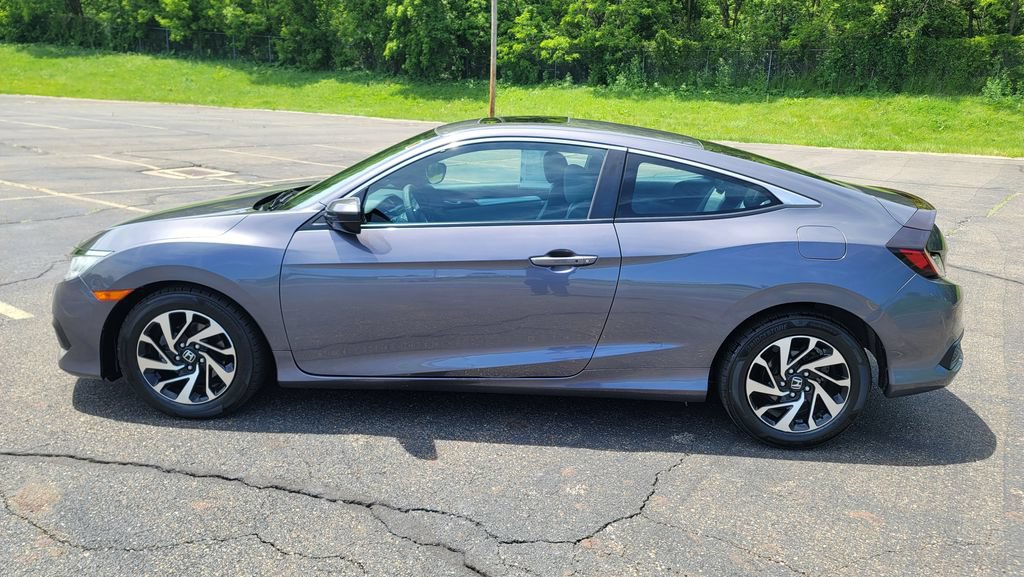 Used 2016 Honda Civic LX-P image 7
