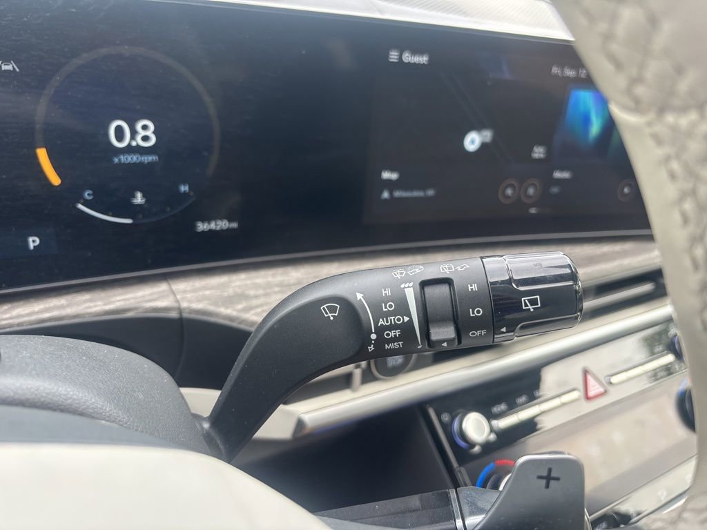 Used 2024 Hyundai Santa Fe Limited image 19