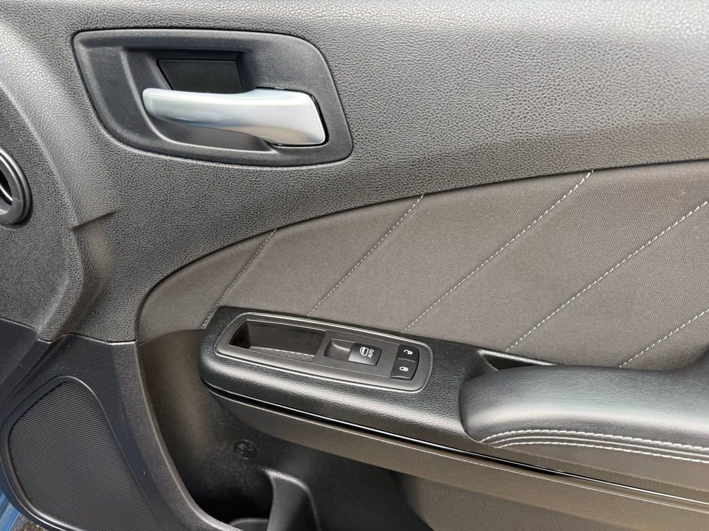 Used 2023 Dodge Charger SXT w/ Blacktop Package image 44