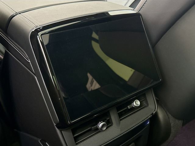 Used 2026 Cadillac Vistiq Sport w/ LPO, Floor Liner Package image 30