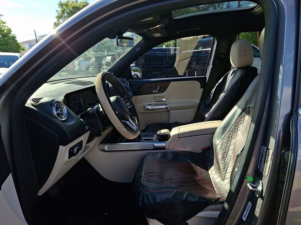 Used 2021 Mercedes-Benz GLB 250 4MATIC image 13