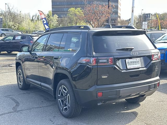New 2026 Jeep Cherokee Laredo AWD/4WD image 4