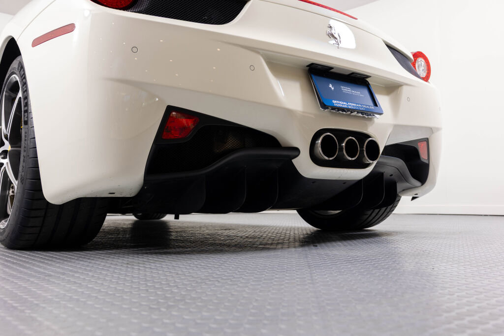 Certified 2014 Ferrari 458 Italia Coupe image 25