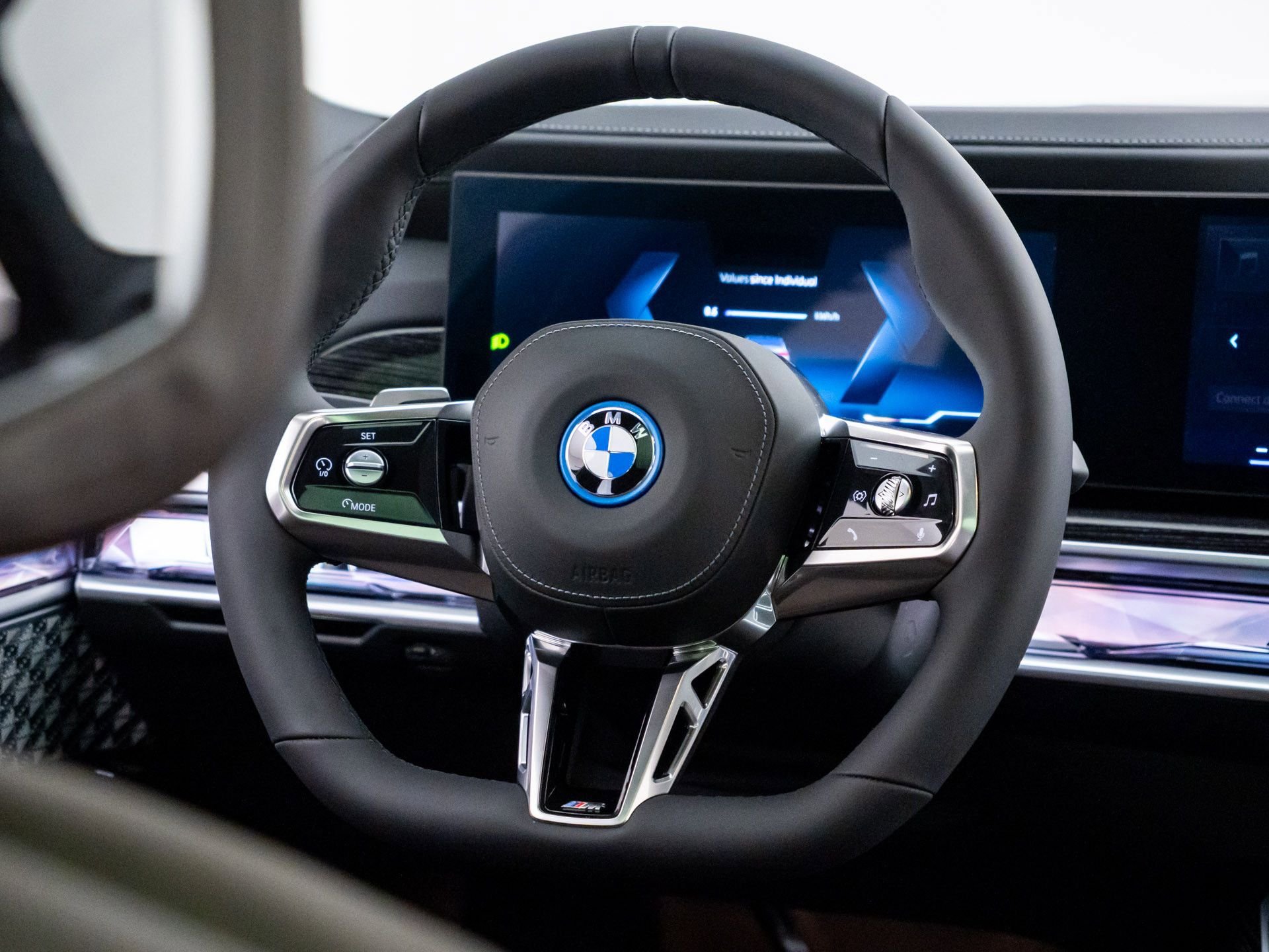 New 2026 BMW i7 xDrive60 image 12