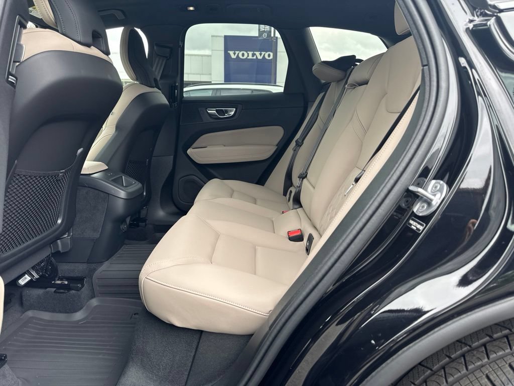 New 2026 Volvo XC60 B5 Plus w/ Protection Package Premier AWD/4WD image 5