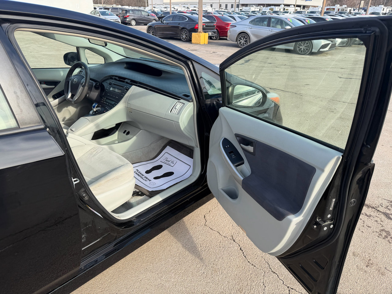 Used 2010 Toyota Prius Three image 12