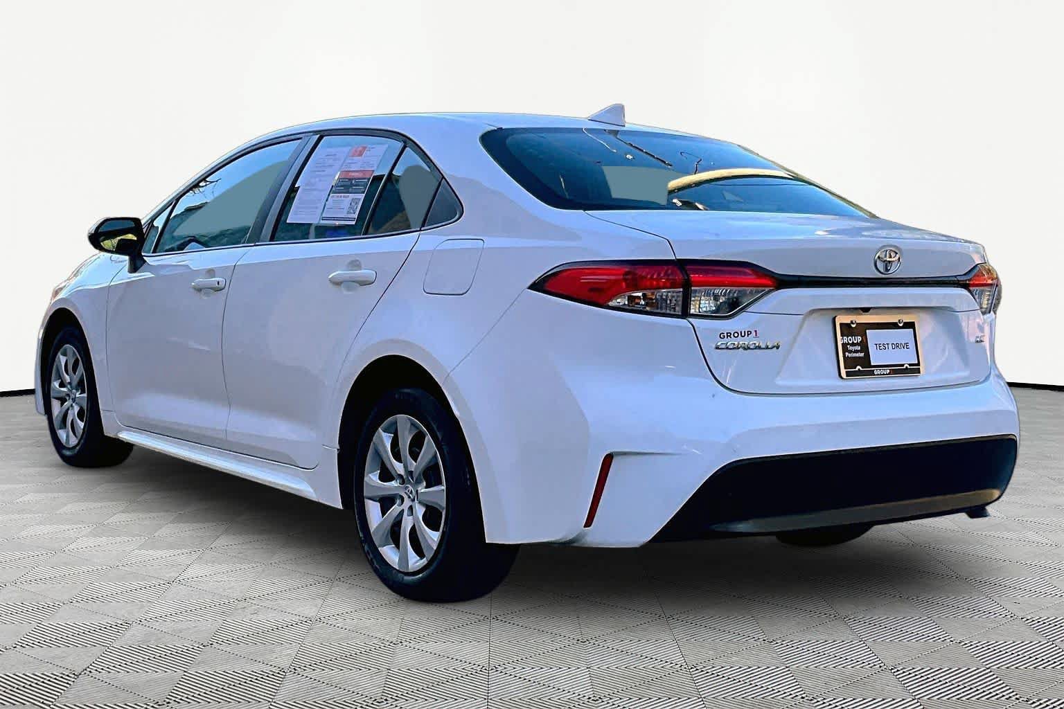 Used 2024 Toyota Corolla LE FWD image 12
