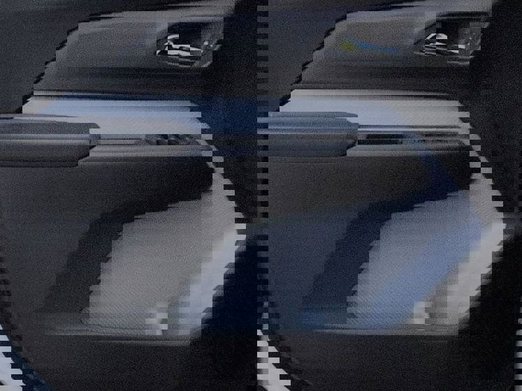 New 2027 Chevrolet Bolt LT w/ Comfort Package image 9