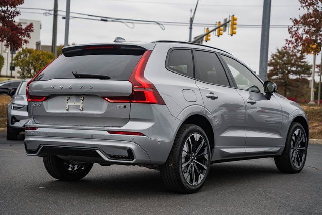 New 2026 Volvo XC60 B5 Plus w/ Protection Package Premier image 4