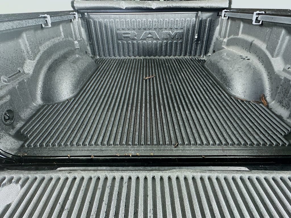 Used 2023 RAM 1500 Laramie AWD/4WD image 37