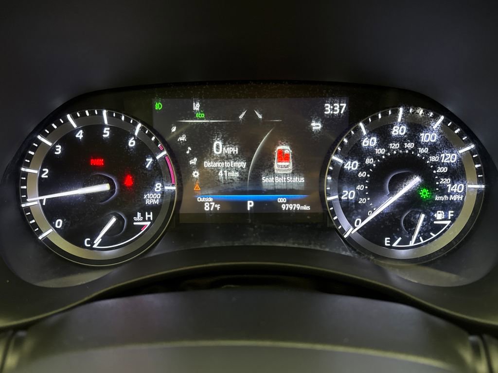 Used 2021 Toyota Highlander XSE FWD image 15