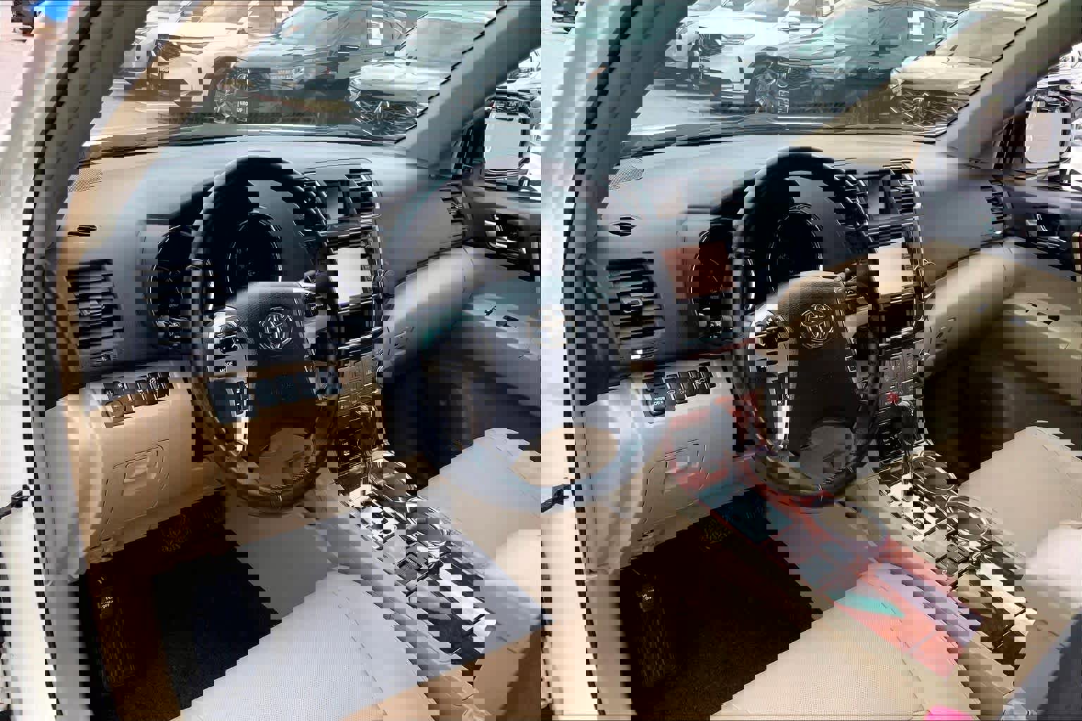 Used 2013 Toyota Highlander Limited image 17