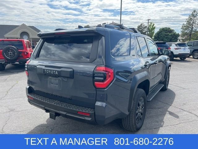 Used 2025 Toyota 4Runner SR5 AWD/4WD image 5