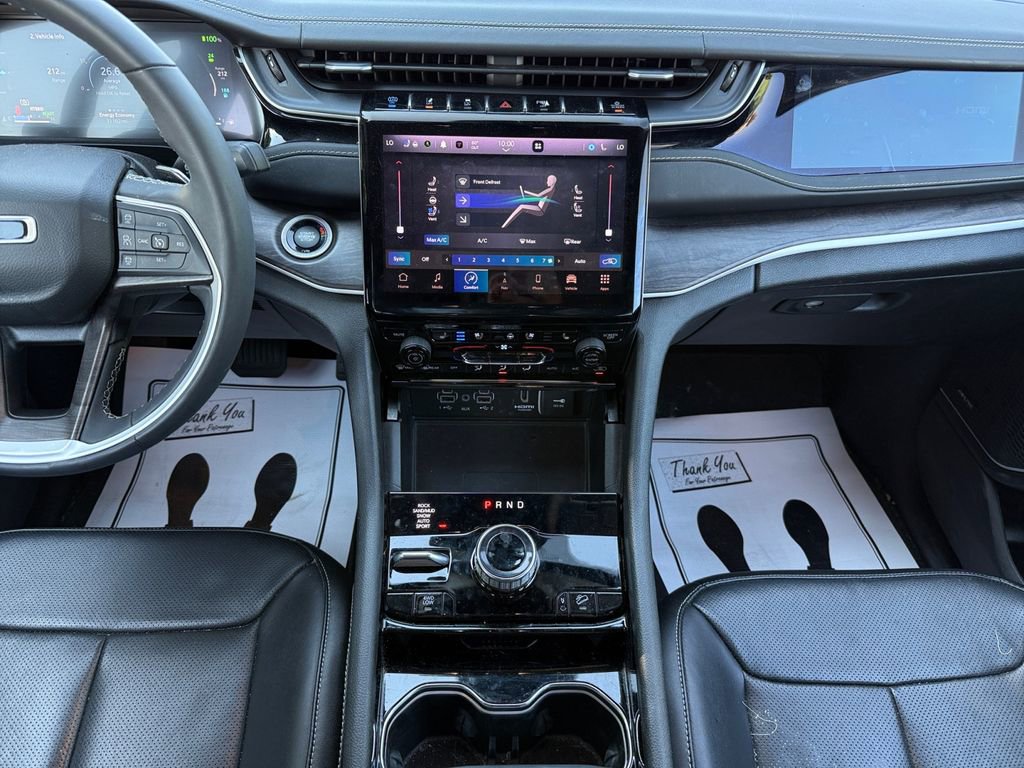 Used 2022 Jeep Grand Cherokee Limited 4xe w/ Luxury Tech Group II image 11