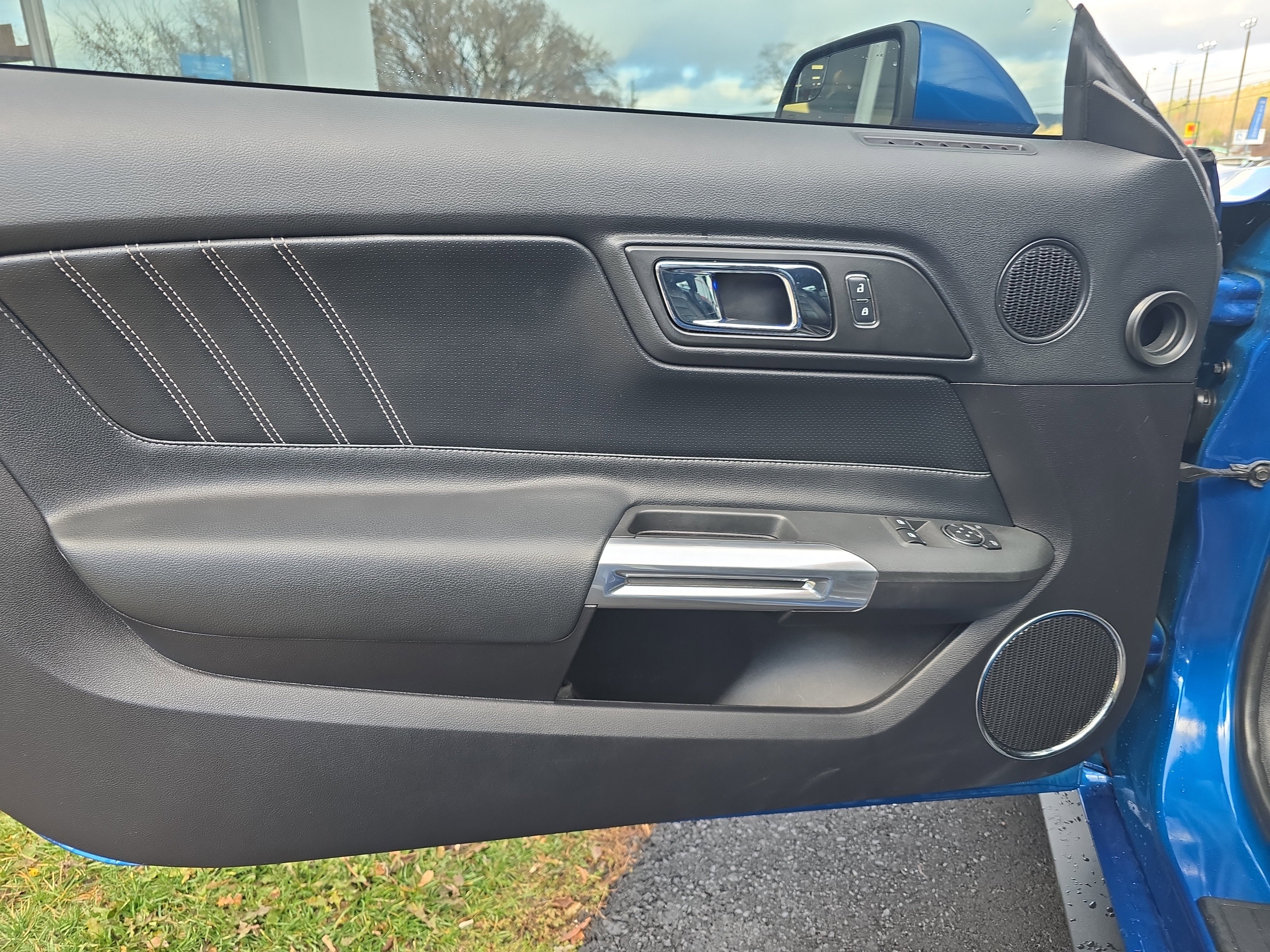 Used 2017 Ford Mustang GT Premium w/ Black Accent Package image 16