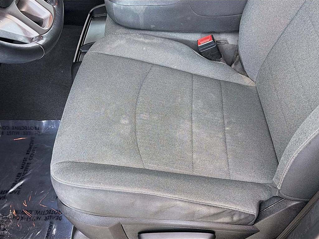 Used 2022 RAM 1500 Warlock AWD/4WD image 19