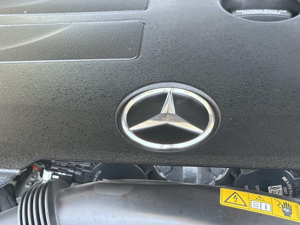 Used 2022 Mercedes-Benz GLC 300 image 22