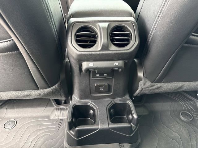 Used 2021 Jeep Gladiator Overland AWD/4WD image 31