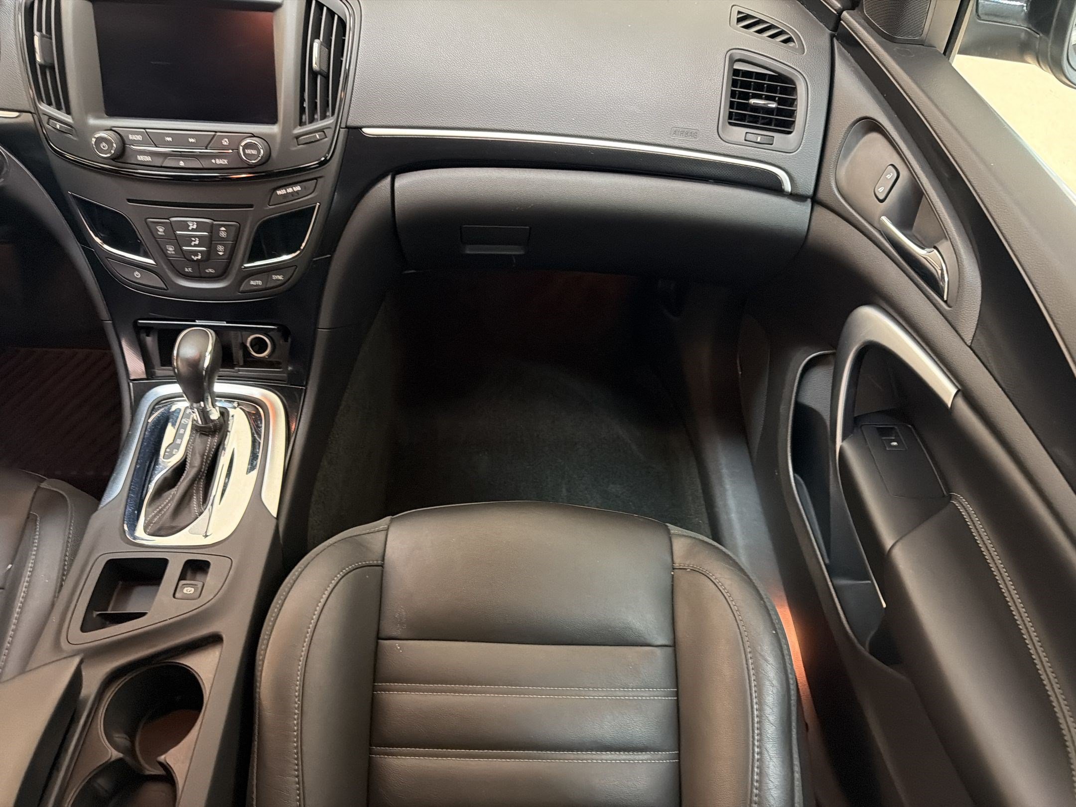 Used 2015 Buick Regal GS FWD image 28