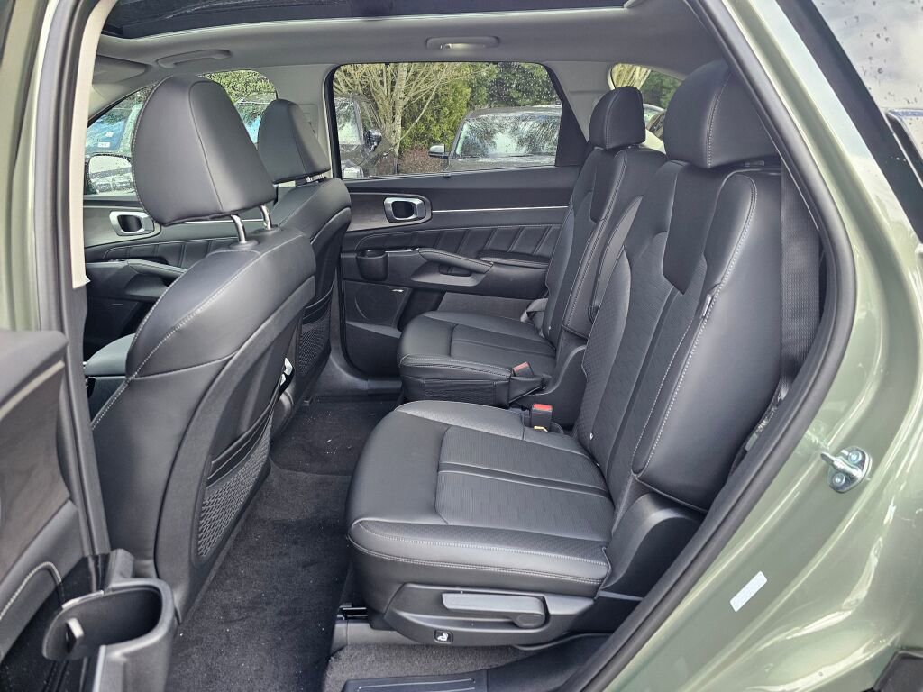 New 2026 Kia Sorento SX image 24