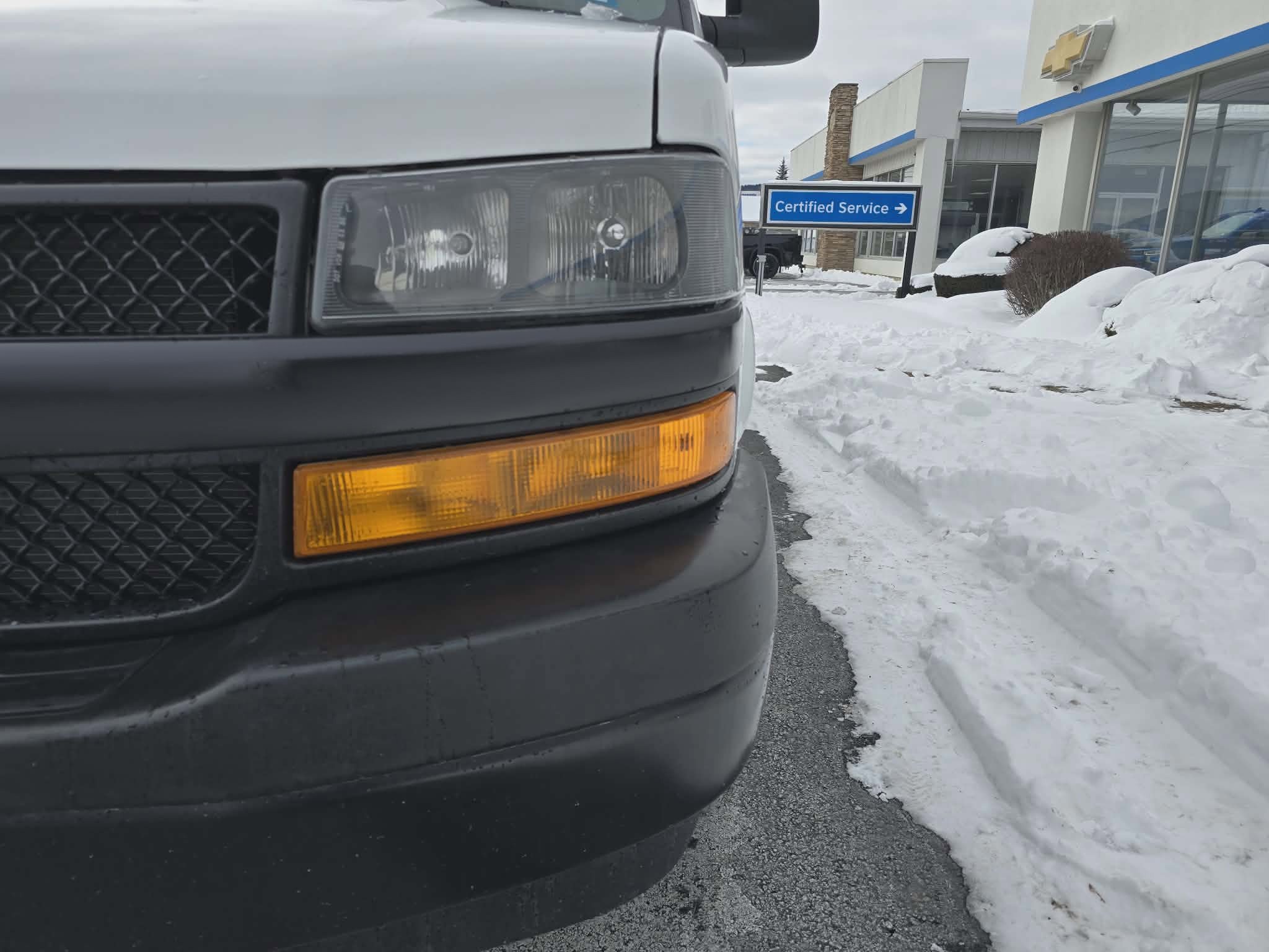 Used 2024 Chevrolet Express 3500 LS image 10