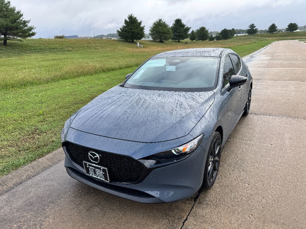 New 2026 MAZDA MAZDA3 Carbon image 2