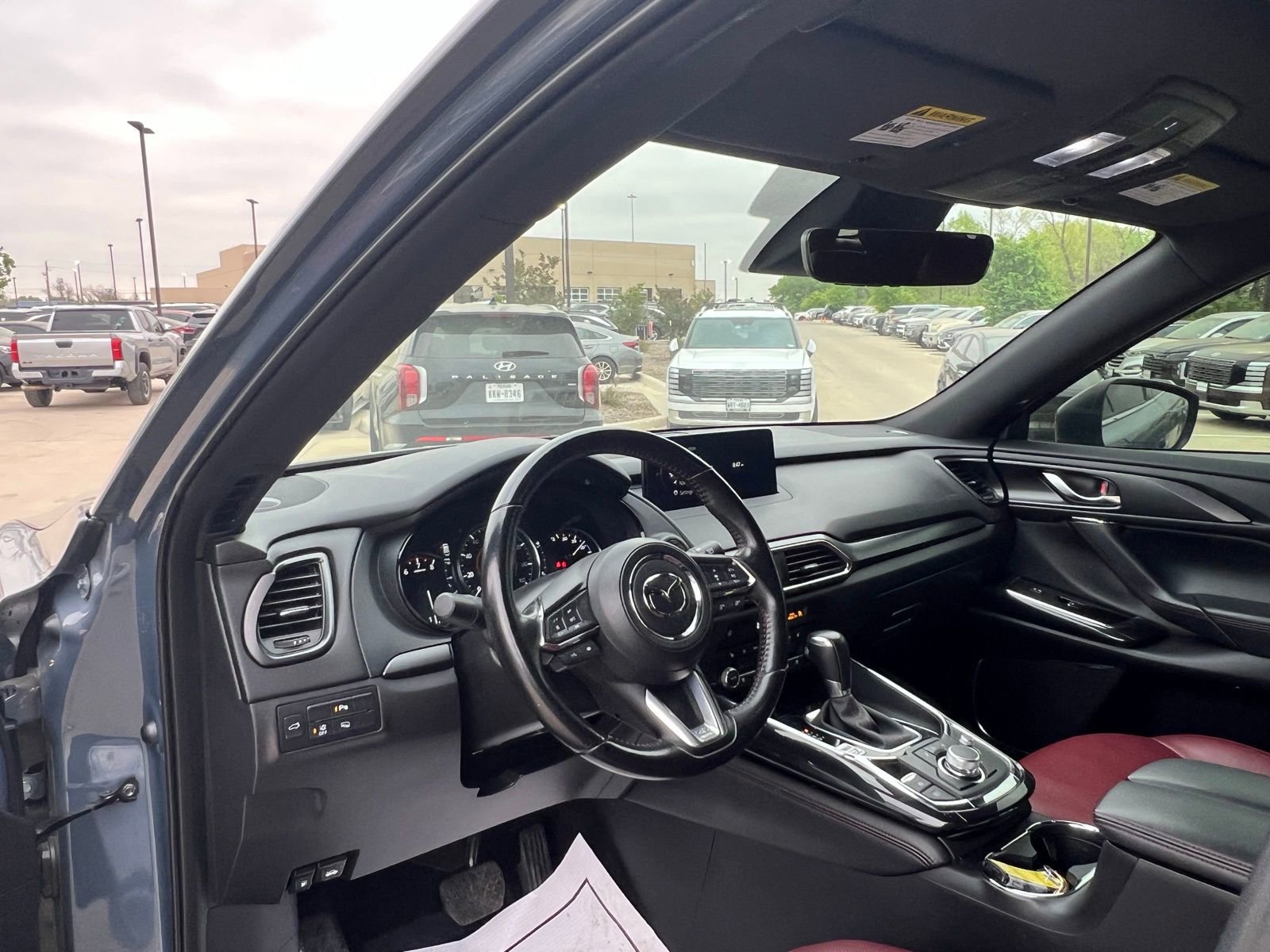 Used 2023 MAZDA CX-9 Carbon Edition image 25