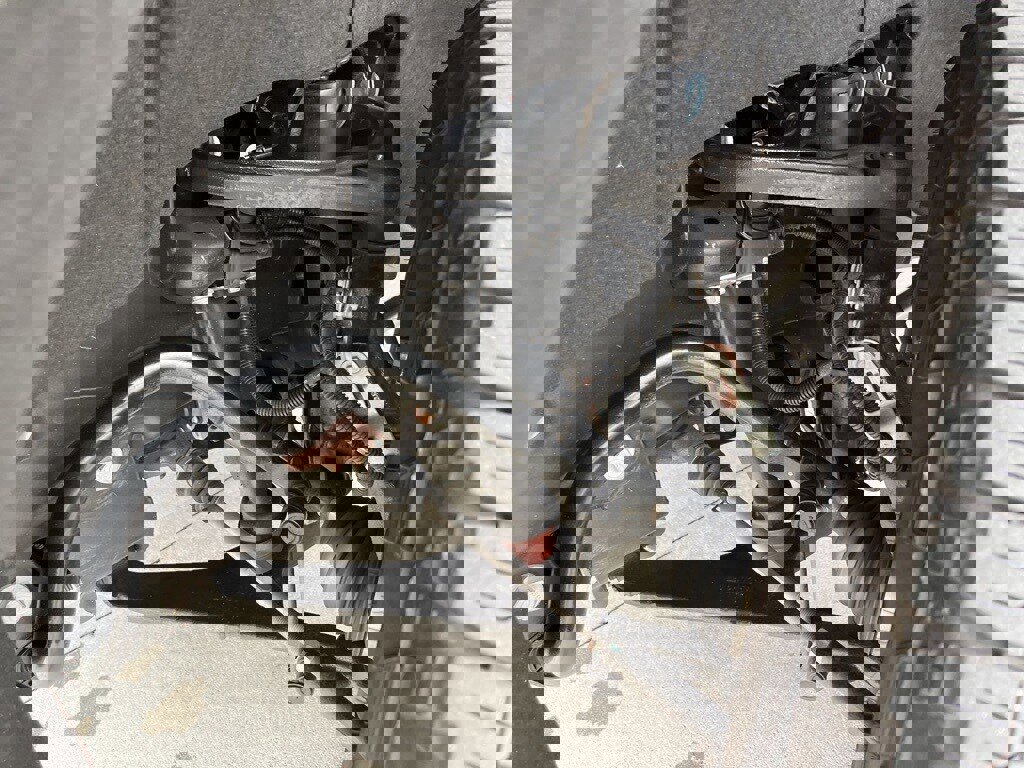 Used 2024 Chevrolet Silverado 2500 LT w/ Convenience Package image 24