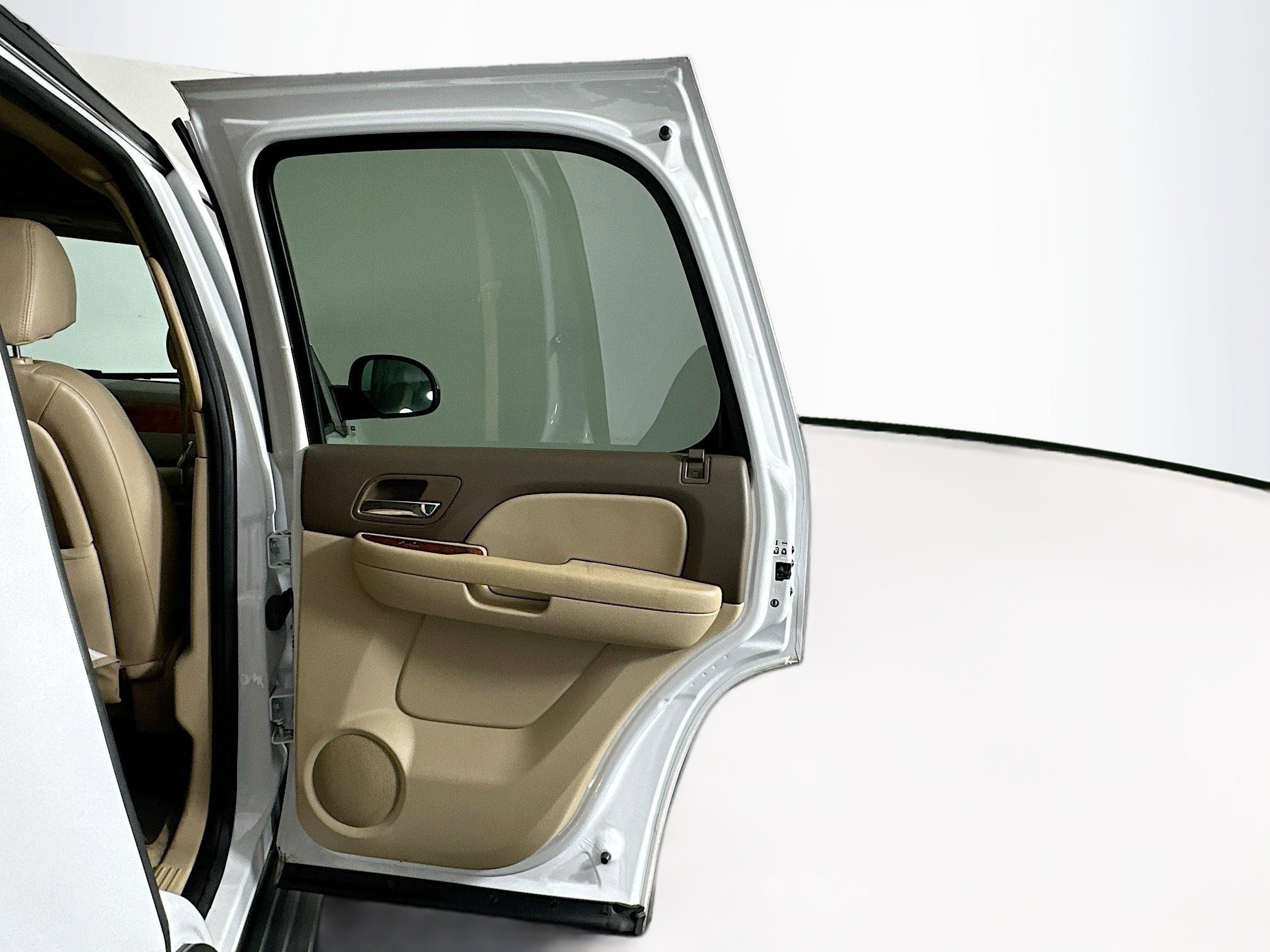 Used 2014 Chevrolet Tahoe LS w/ All-Star Edition RWD image 28