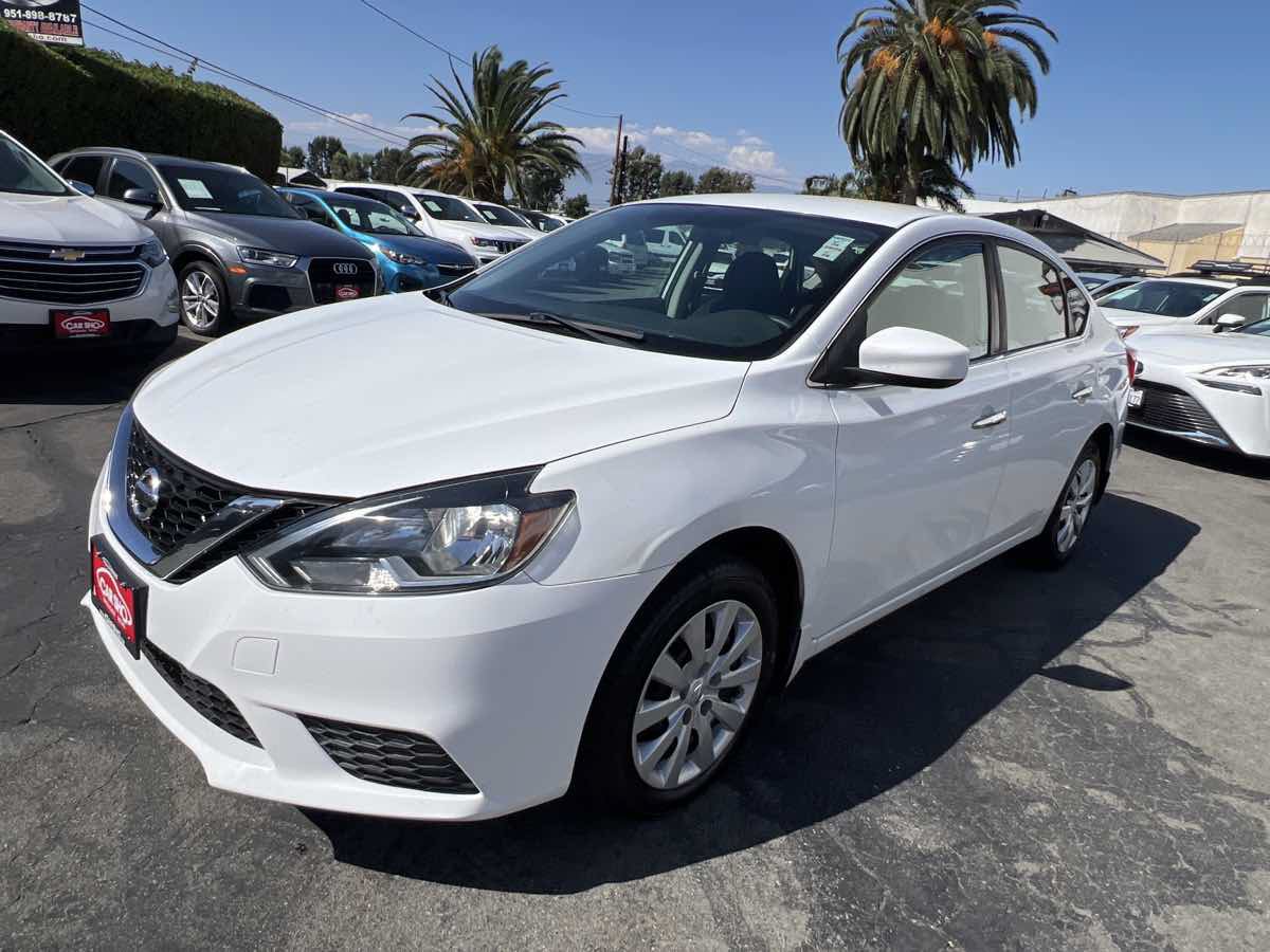 Used 2017 Nissan Sentra S FWD image 2