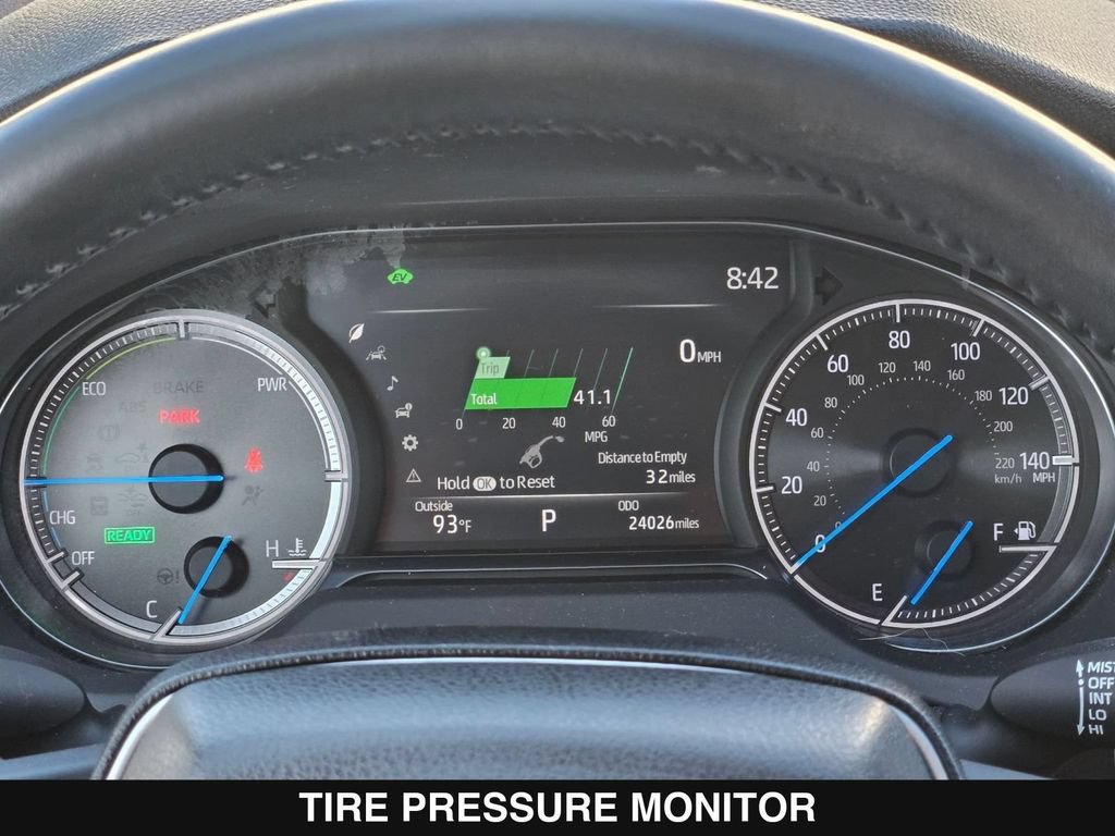 Used 2023 Toyota Venza LE AWD/4WD image 25