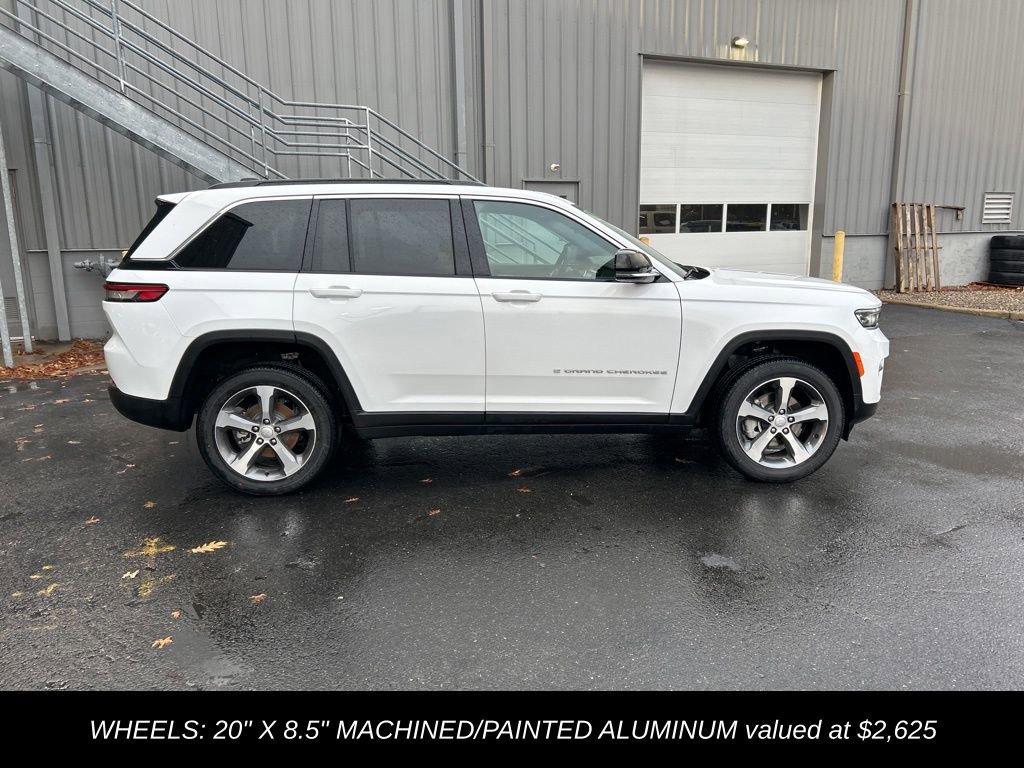 New 2025 Jeep Grand Cherokee Limited image 2