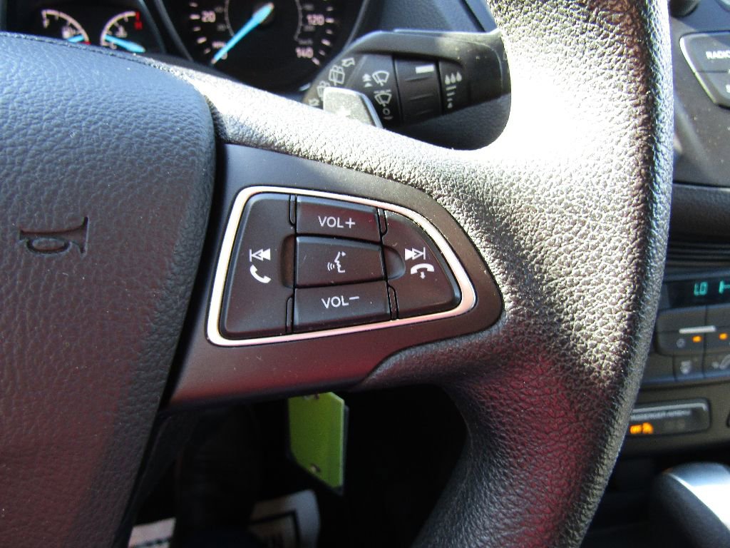Used 2017 Ford Escape SE image 19
