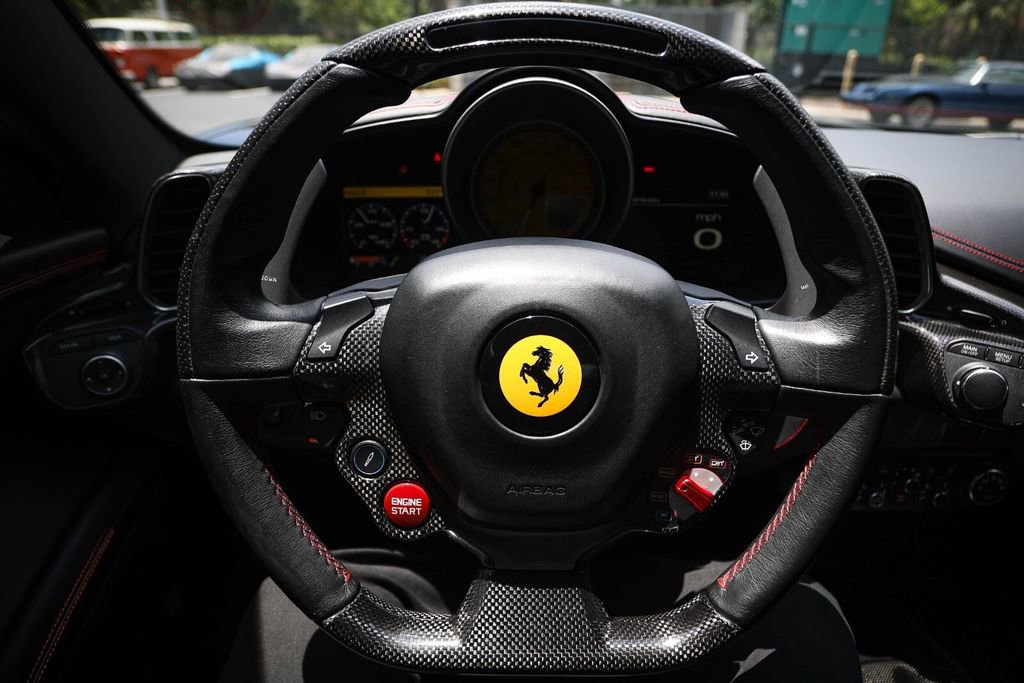Certified 2011 Ferrari 458 Italia Coupe RWD image 27