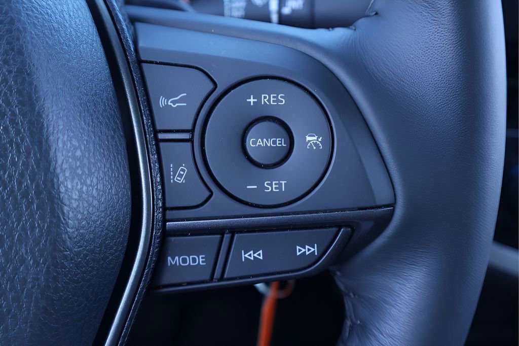 Certified 2023 Toyota Camry SE image 19