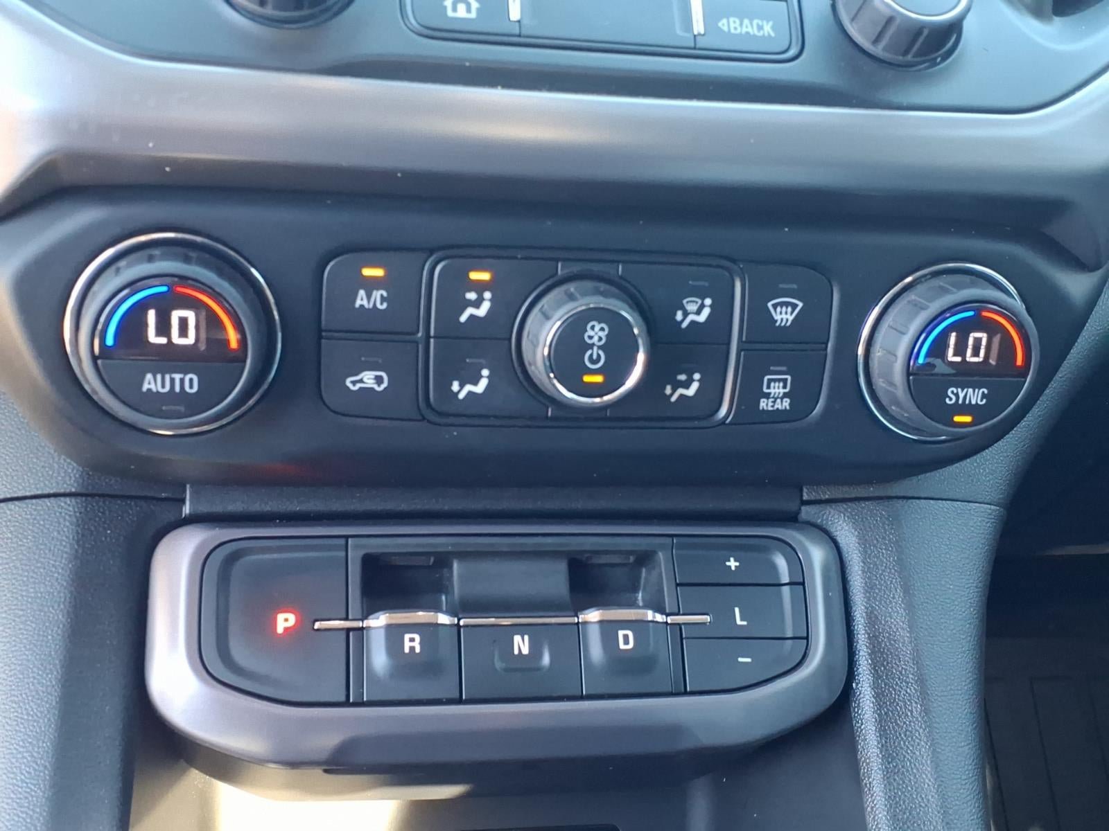 Used 2020 GMC Acadia AT4 w/ GMC Pro Grade Package AWD/4WD image 38
