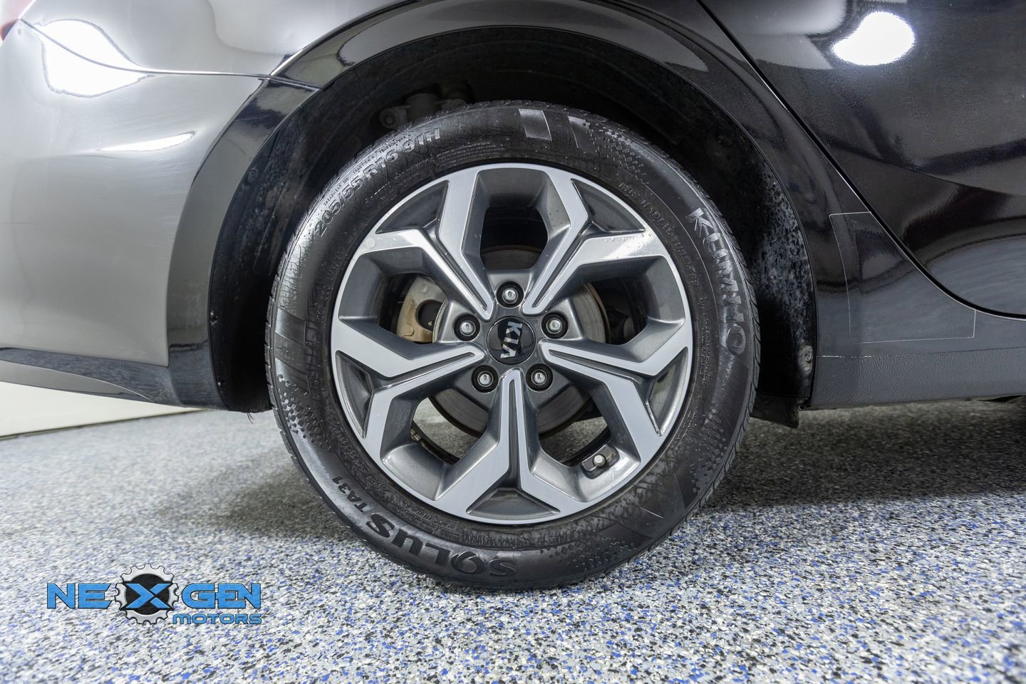 Used 2020 Kia Forte LXS FWD image 45