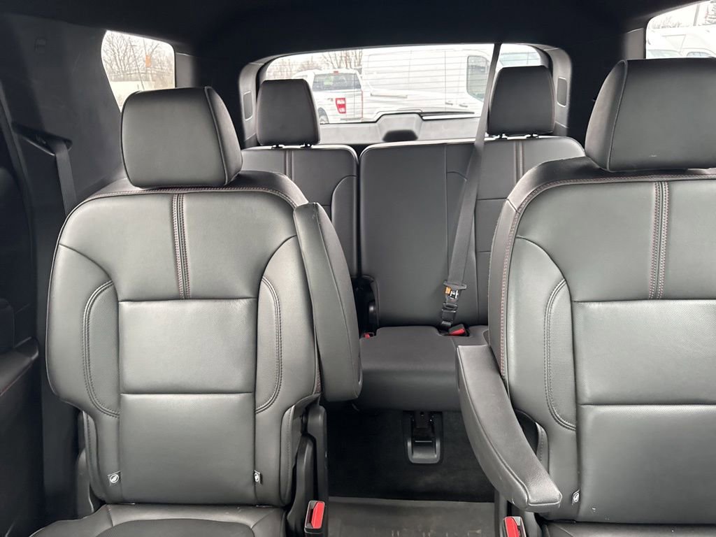 Used 2023 Chevrolet Traverse RS w/ LPO, Floor Liner Package image 24
